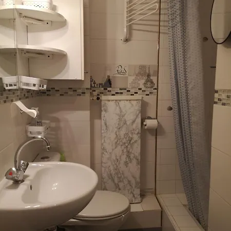 Studette Meublee, Ranelagh 16e *