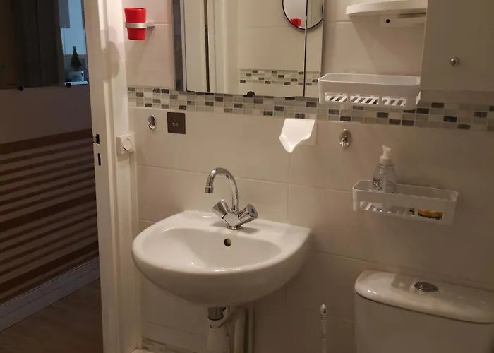 Studette Meublee, Ranelagh 16e アパート *