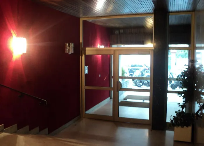 Studette Meublée, Ranelagh 16e